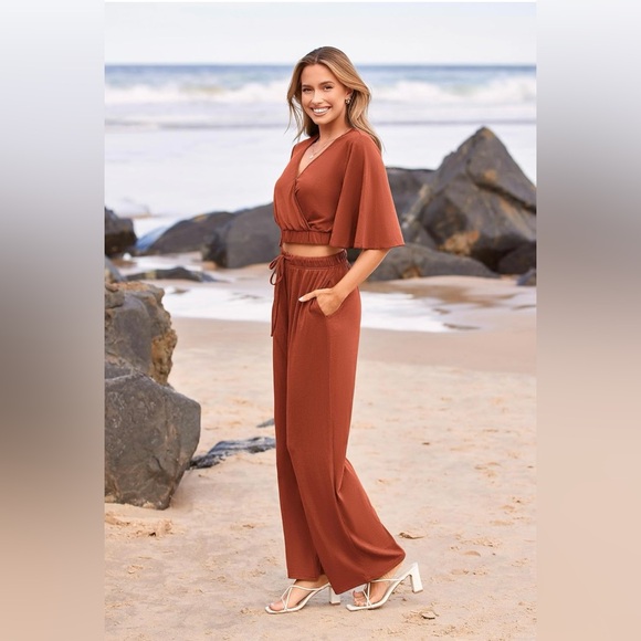 PRETTYGARDEN 2 Pc Outfit Short Sleeve Wrap V Neck Crop Tops Wide Leg Pants Set - Picture 3 of 12
